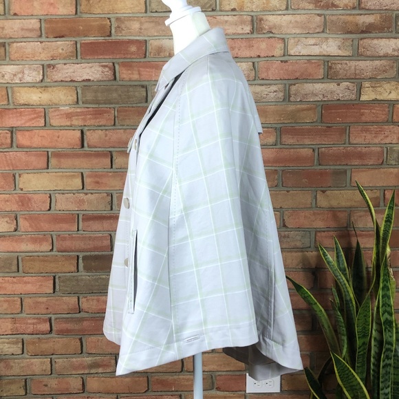 Scandal Collection by The Limited Light Grey Double-Breasted Plaid Cape - Picture 2 of 10